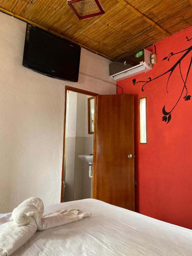 Hotel Karukera 몬따니따 외부 사진